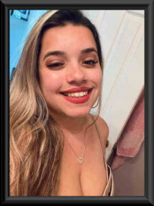Juliana Peres Magalhaes