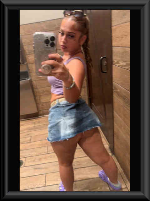 Mia Taylor Mia Taylor